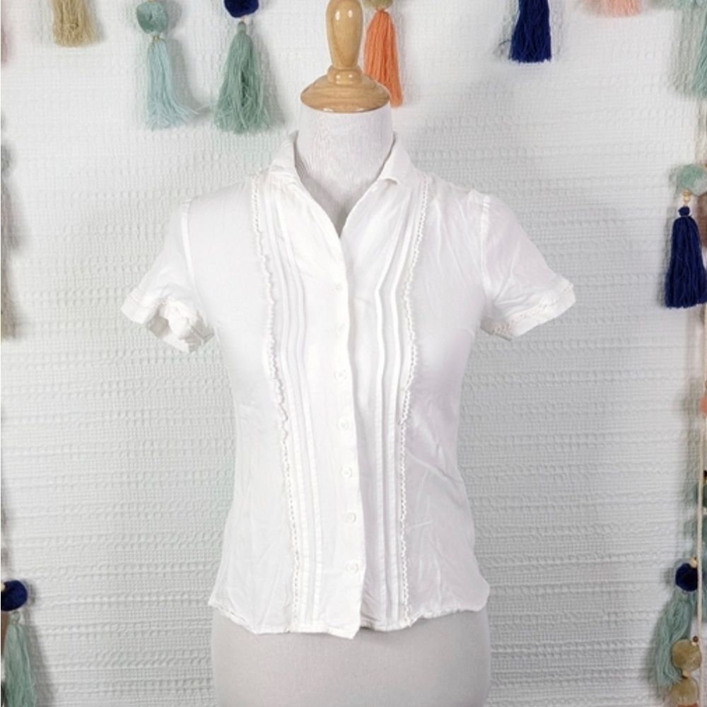 ModCloth white scalloped blouse